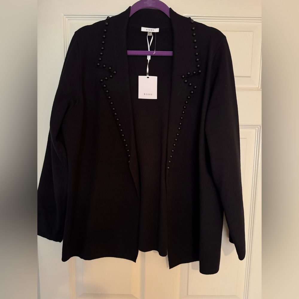 Sioni Black Women's Blazer with Bead Accents.
Knitwear. Size XL